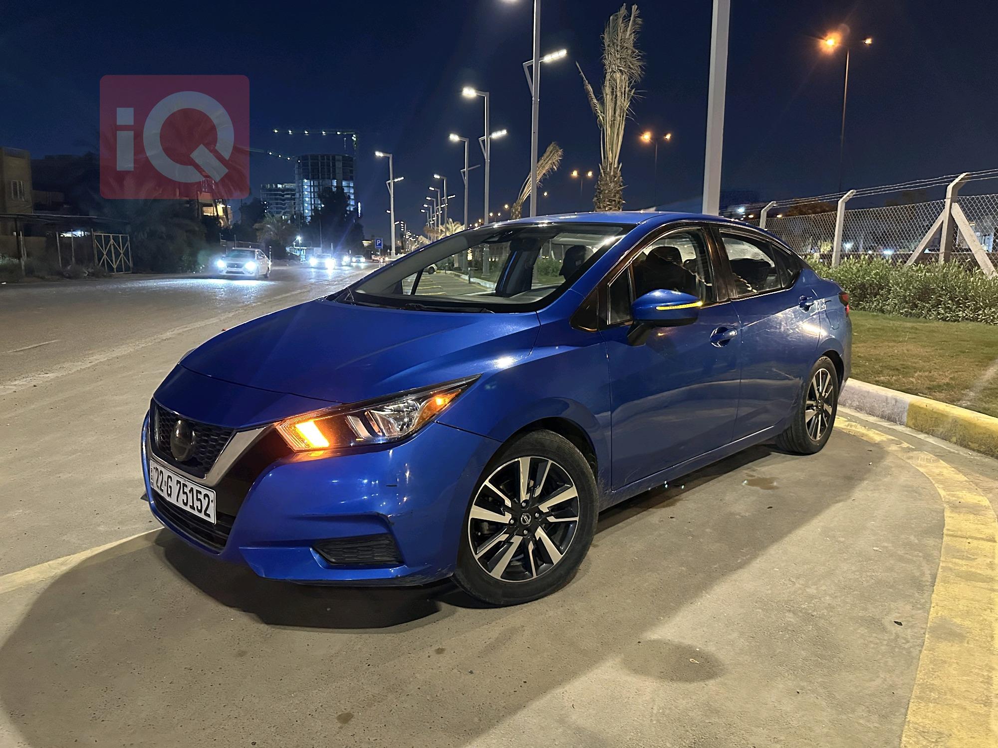 نيسان فيرسا